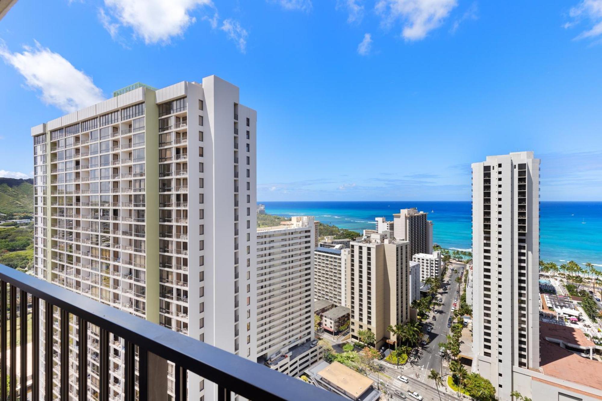 Beautifully Renovated 32Nd Floor Deluxe Ocean View Waikiki Condo Condo Honolulu Buitenkant foto